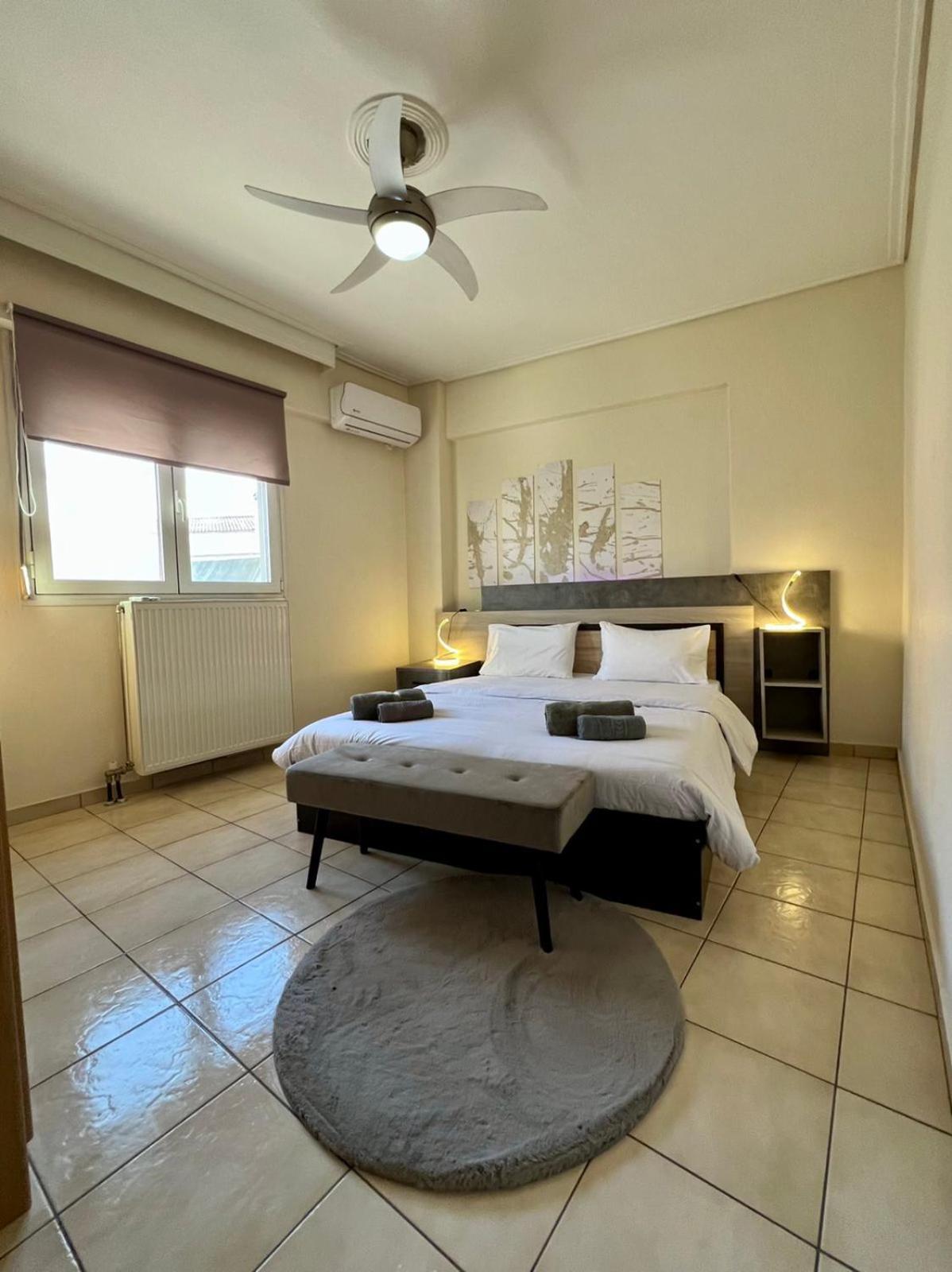 Central Appartment 2 With Parking Лариса Екстериор снимка